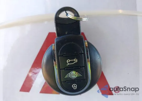 2020 Mini Hardtop Cooper z USA, uszkodzony, nr VIN WMWXR3C00L2M11938